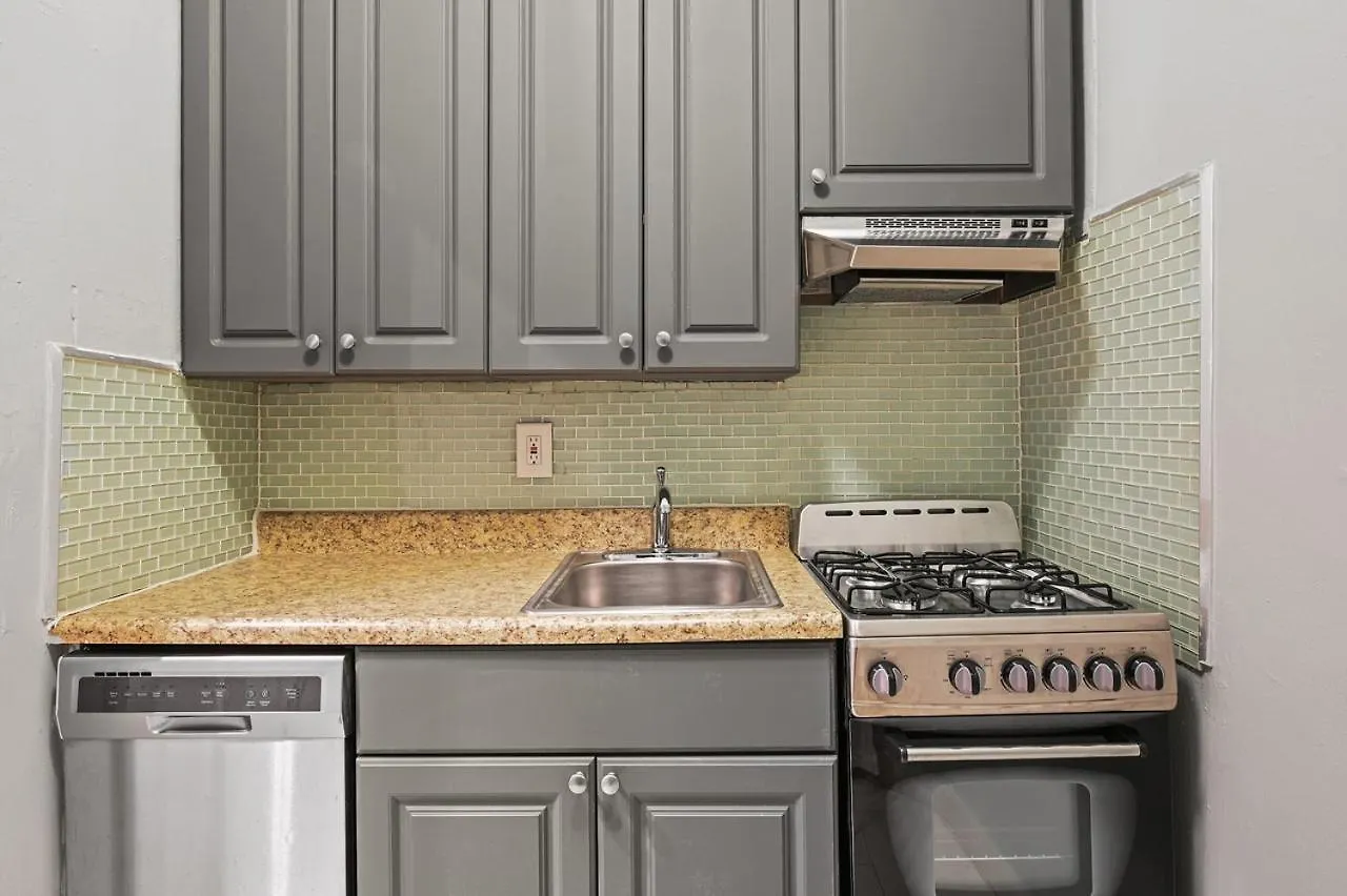 Apartment 385: Upper East Side New York USA