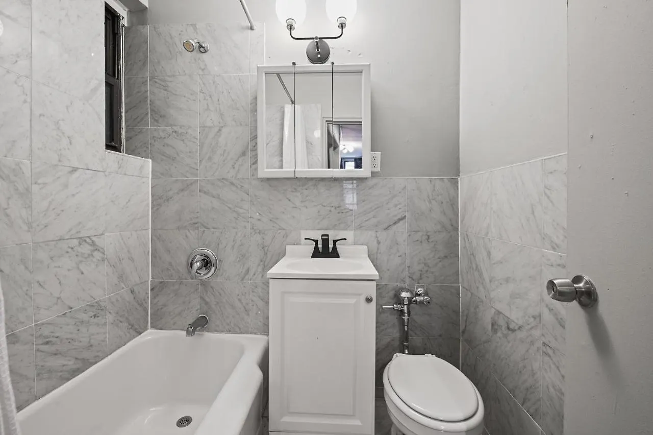 Apartment 385: Upper East Side New York United States